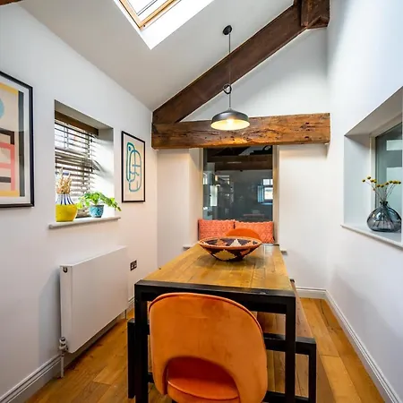3 Clementhorpe Maltings Apartman